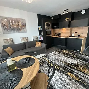 https://seaview-apartment-12-floor-for-4.sopothotels.com