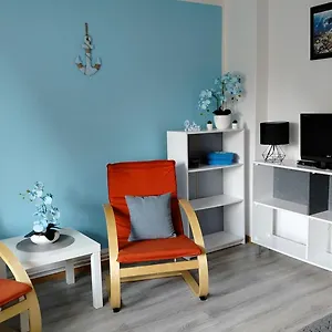 https://pokoje-goscinne-u-ani-kolobrzeg.kolobrzeghotels.com